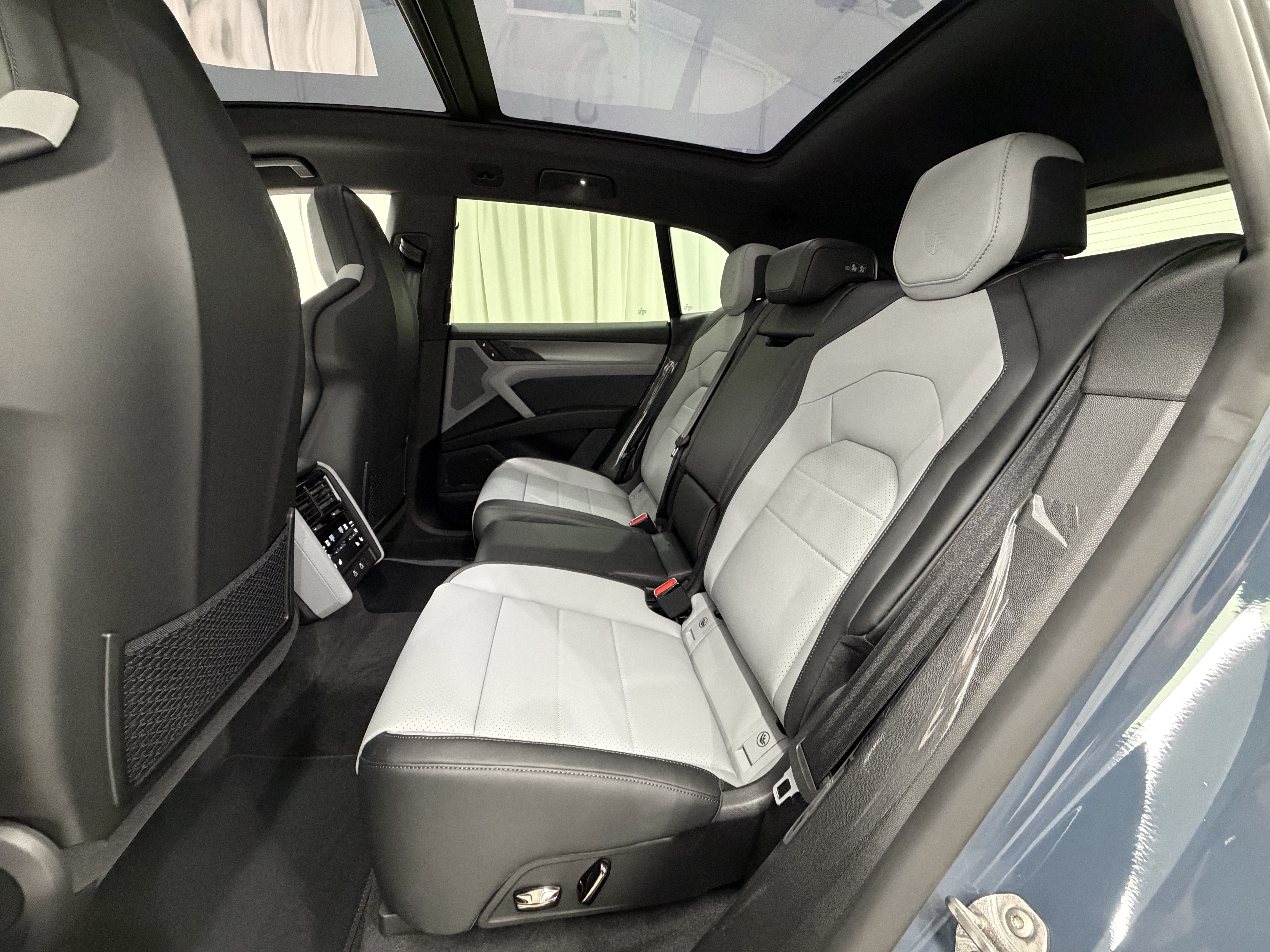 New 2026 Porsche Cayenne Electric AWD/4WD image 20