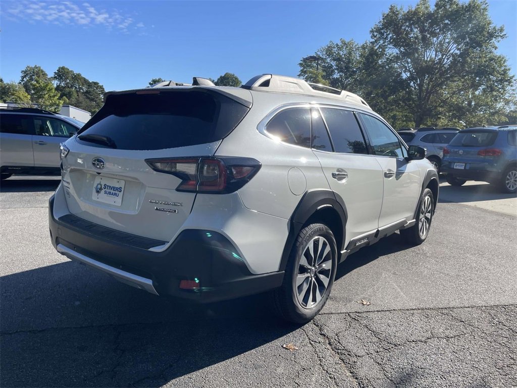 New 2025 Subaru Outback Touring image 3