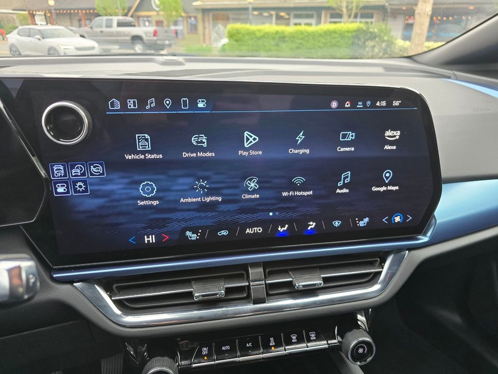 Used 2025 Chevrolet Equinox EV LT w/ Convenience Package FWD image 31