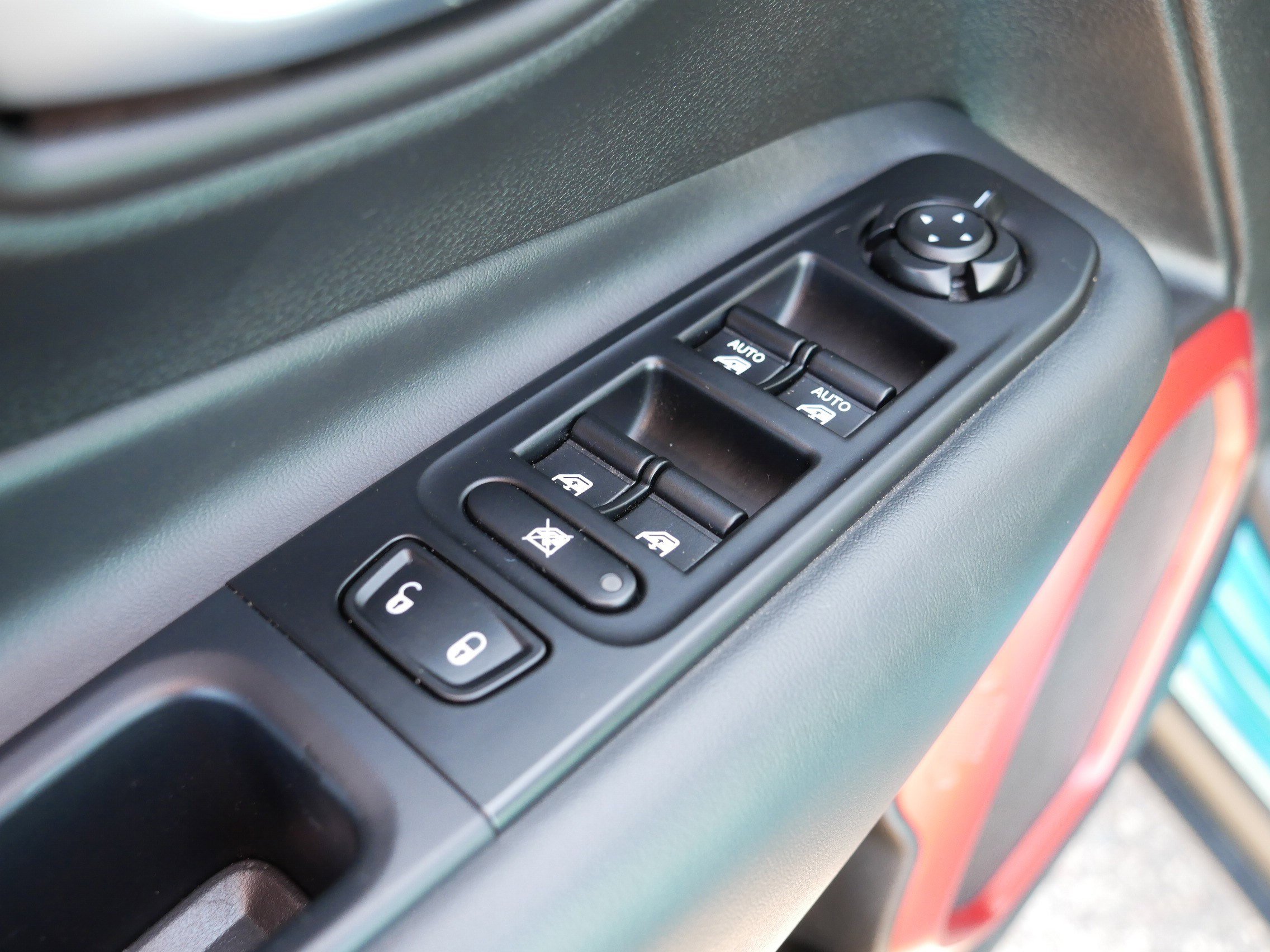 Used 2022 Jeep Renegade Trailhawk w/ Trailer Tow Group image 19