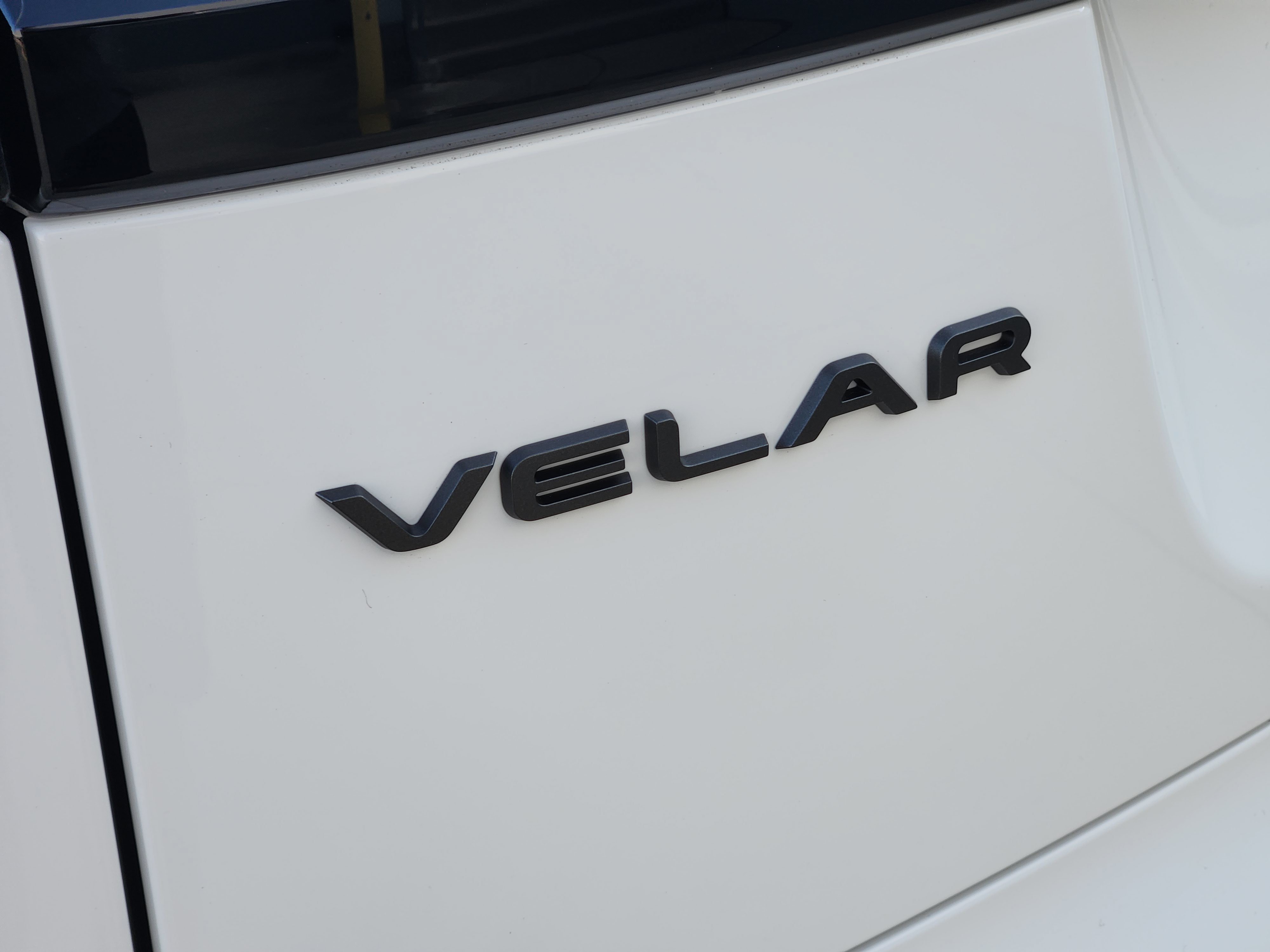 New 2026 Land Rover Range Rover Velar Belgravia AWD/4WD image 12