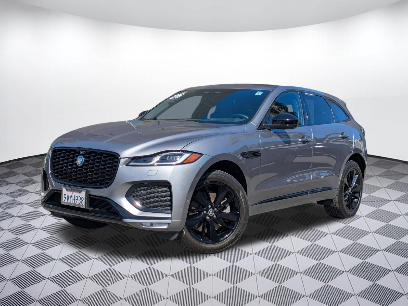 Used 2026 Jaguar F-PACE R-Dynamic S AWD/4WD image 1