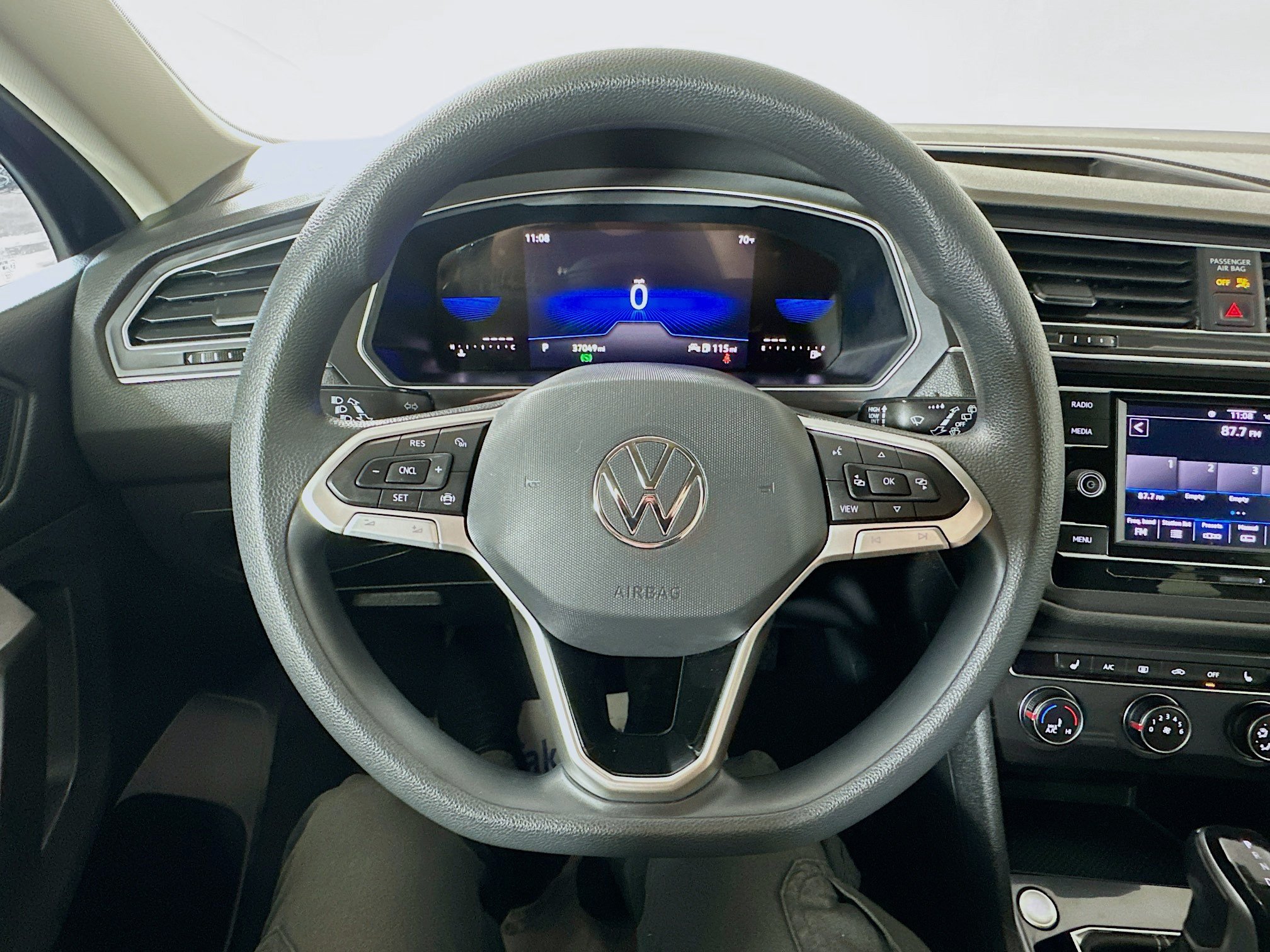 Used 2023 Volkswagen Tiguan S FWD image 11