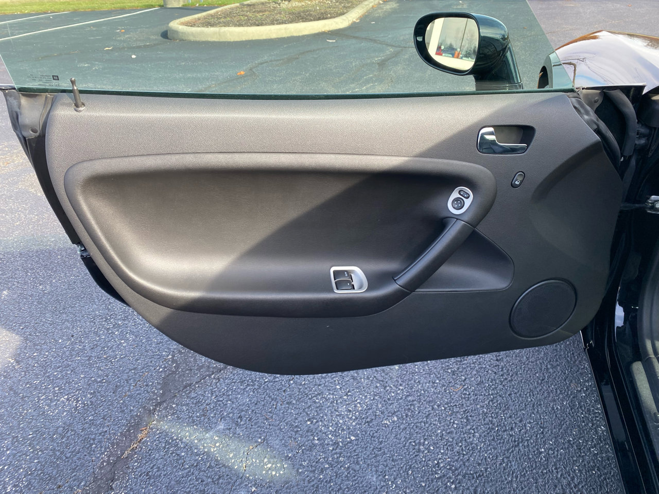 Used 2007 Pontiac Solstice Convertible w/ Premium Package image 19