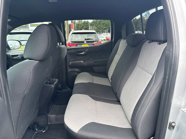 Used 2023 Toyota Tacoma TRD Off-Road image 18