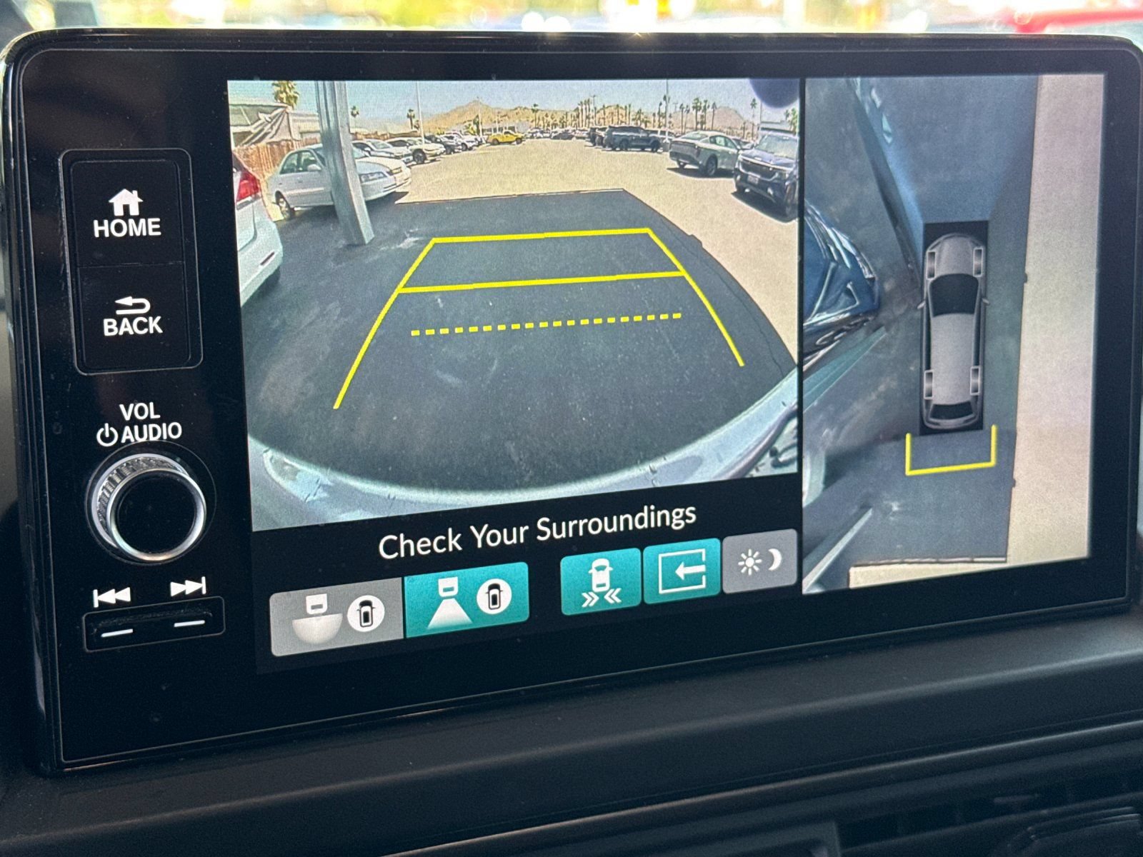Used 2025 Honda Pilot TrailSport image 19