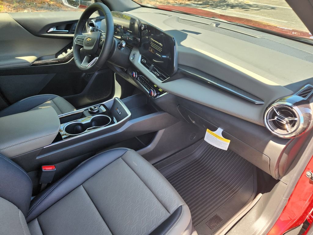 New 2026 Chevrolet Equinox LT AWD/4WD image 8