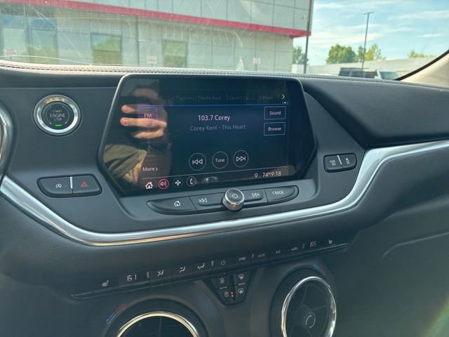 Used 2020 Chevrolet Blazer LT FWD image 14