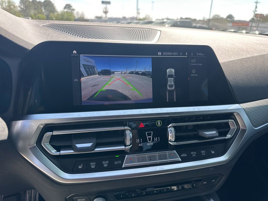 Used 2022 BMW 430i Coupe w/ M Sport Package image 16