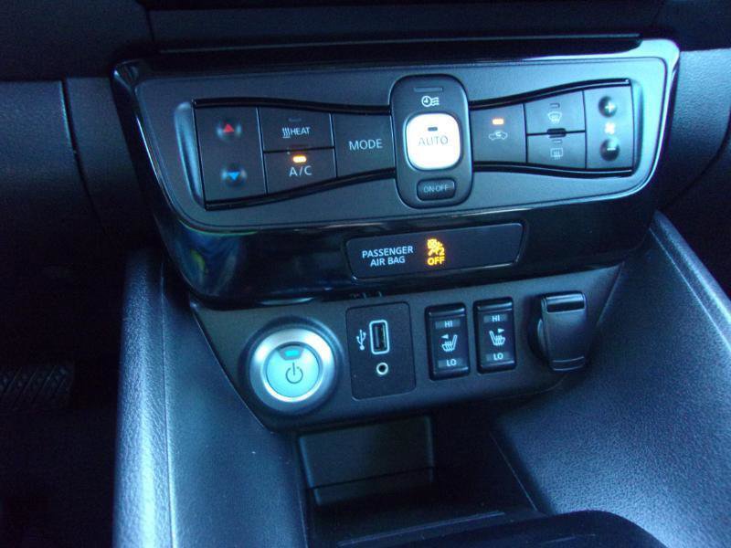 Used 2019 Nissan Leaf SL Plus w/ Protection Package image 36