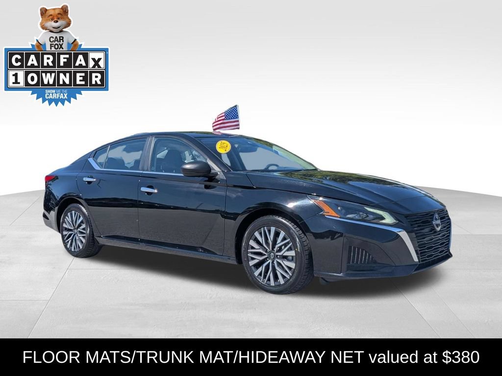 Used 2025 Nissan Altima 2.5 SV