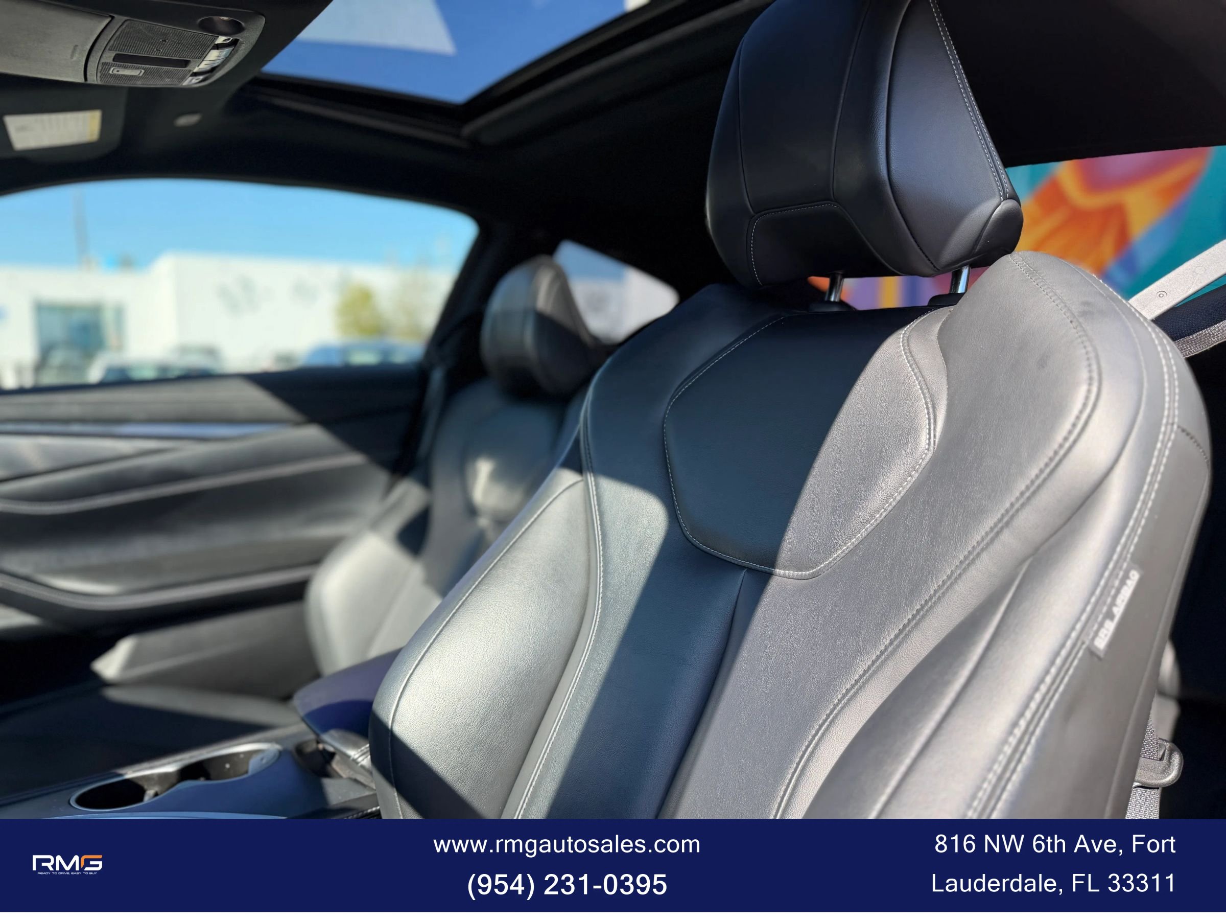 Used 2019 INFINITI Q60 3.0t Luxe w/ Essential Package AWD/4WD image 15