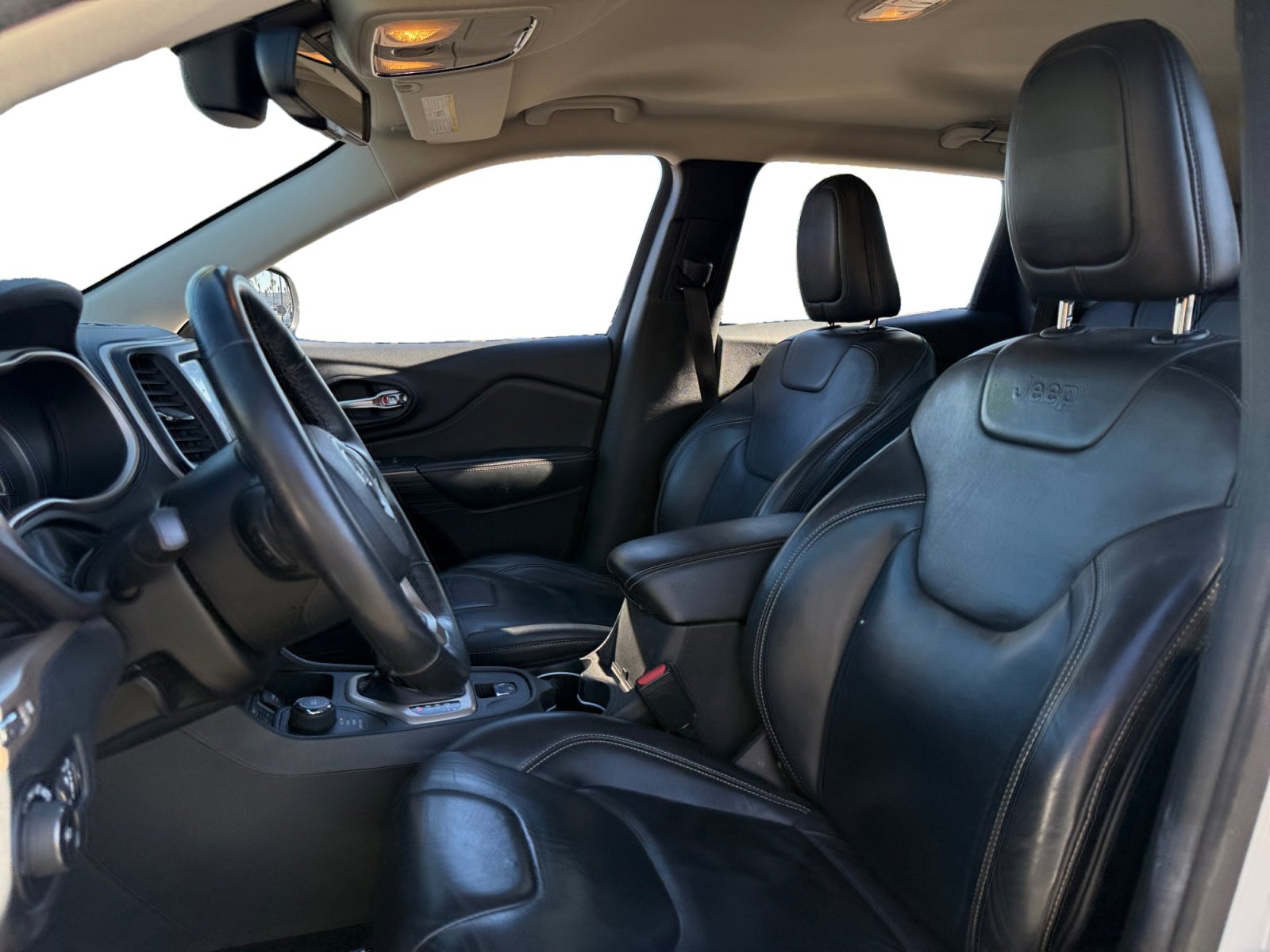 Used 2015 Jeep Cherokee Limited w/ Trailer Tow Group image 9