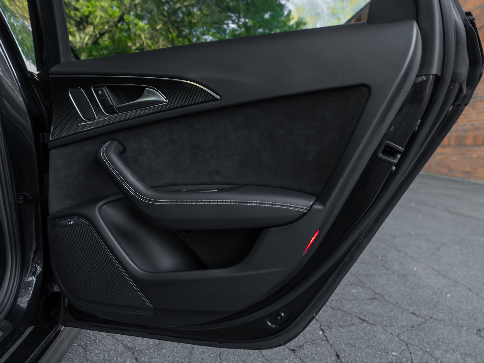 Used 2017 Audi S6 Premium Plus w/ S6 Sport Package image 33