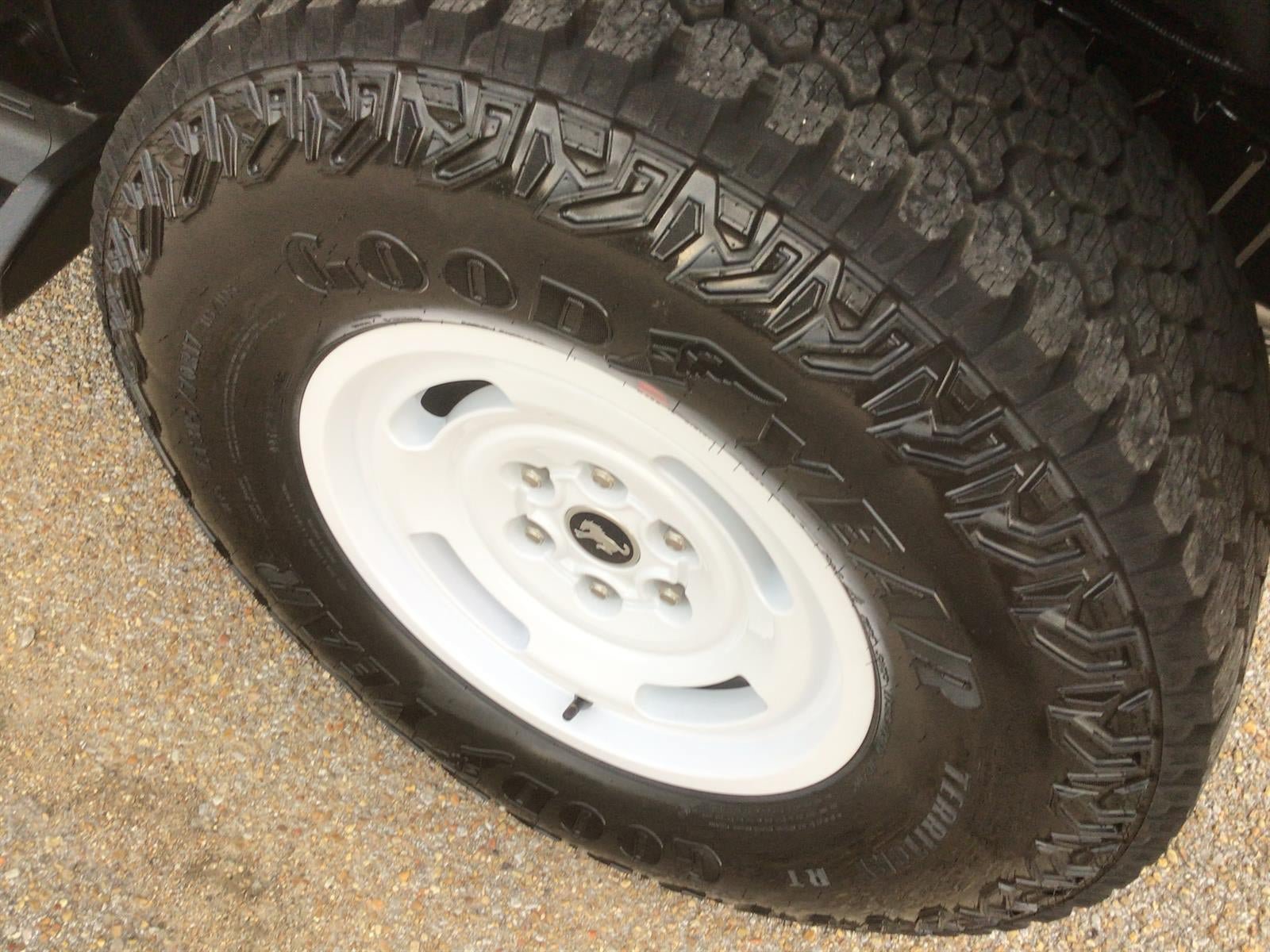 New 2026 Ford Bronco Heritage Edition AWD/4WD image 16