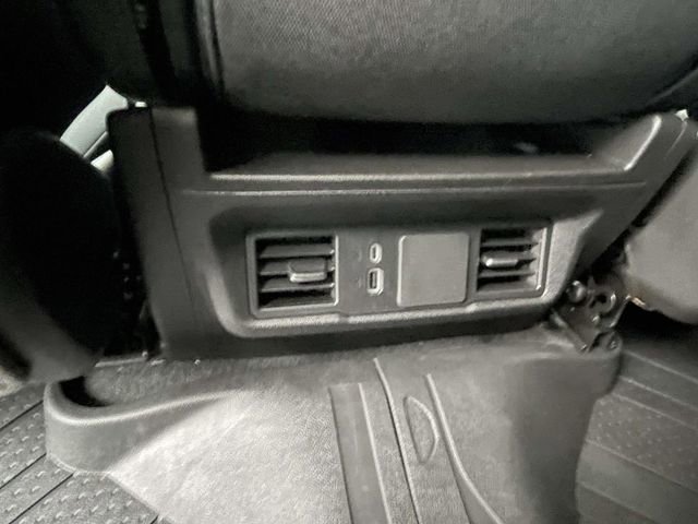 Certified 2025 Chevrolet Silverado 2500 Custom w/ Custom Value Package image 15