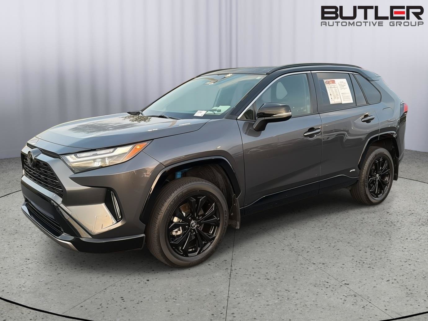 Certified 2025 Toyota RAV4 XSE AWD/4WD image 2