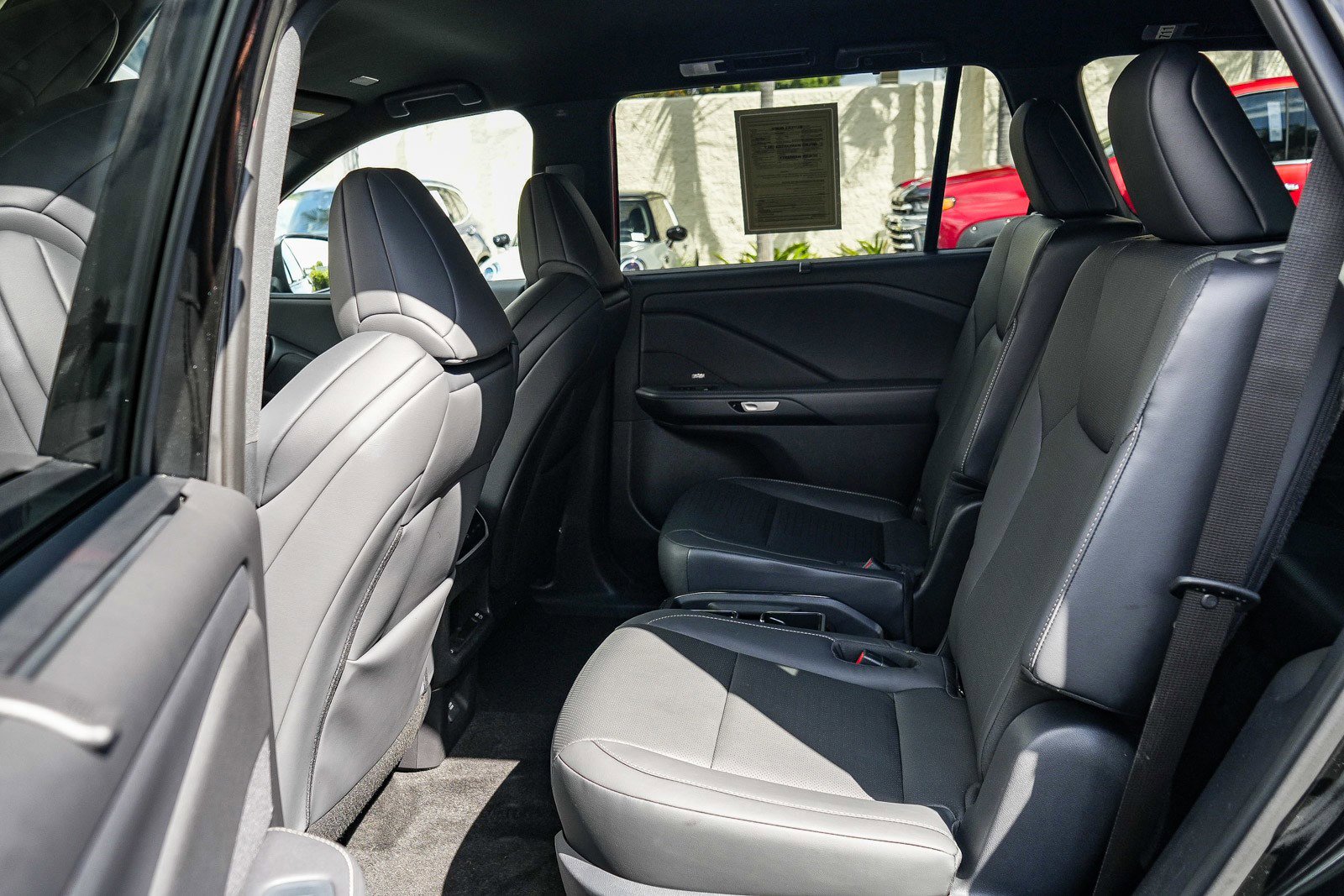 Used 2025 Lexus TX 500h AWD w/ Technology Package image 18
