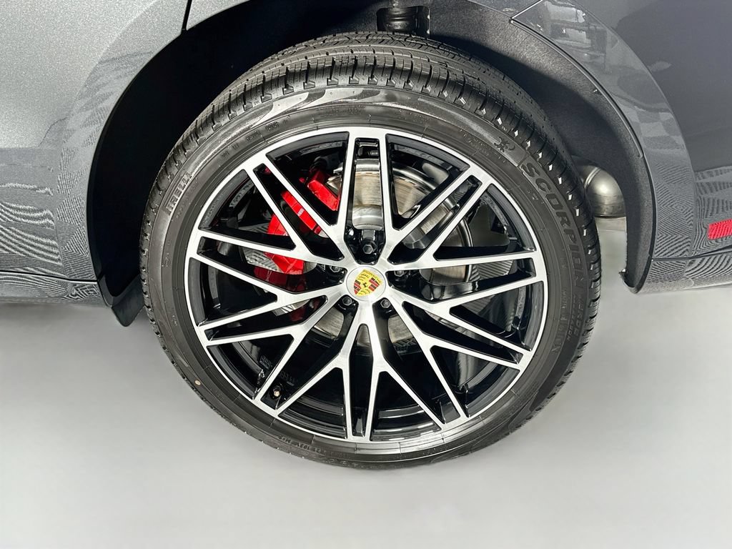 New 2026 Porsche Macan S AWD/4WD image 33