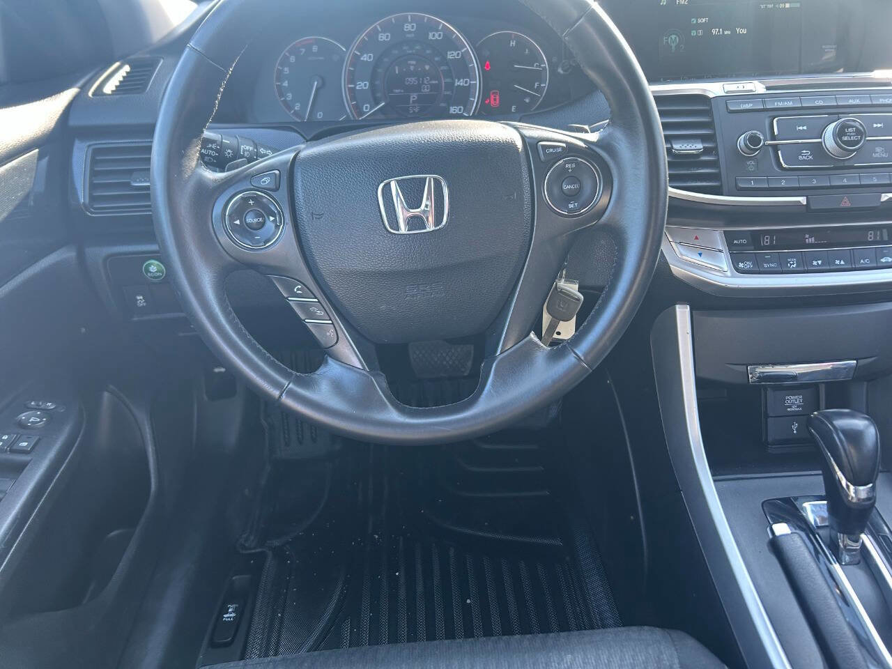 Used 2015 Honda Accord Sport image 5
