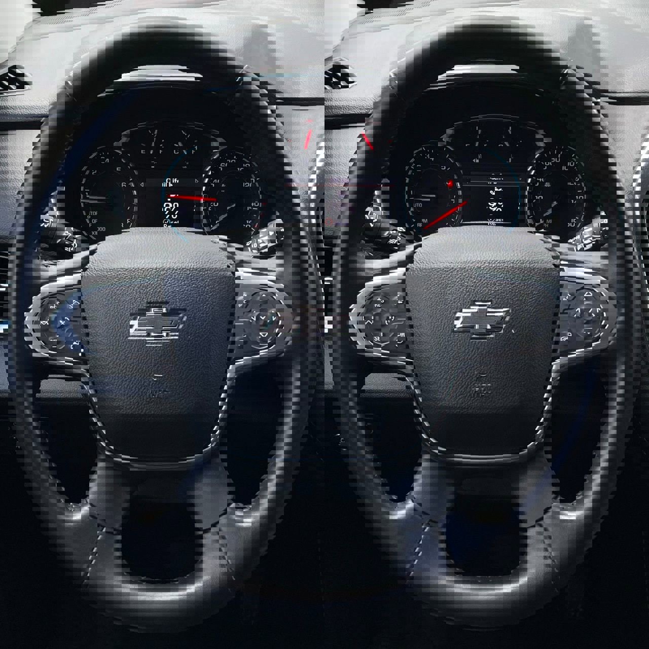 Used 2020 Chevrolet Traverse RS image 13