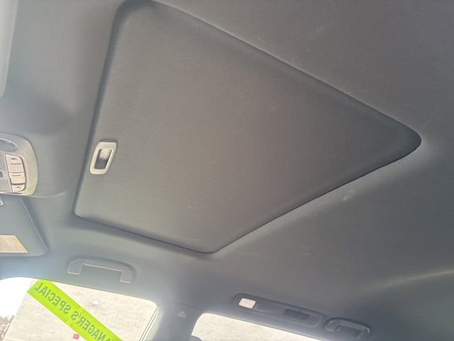 Used 2023 Nissan Armada Platinum w/ Captain's Chairs Package image 27