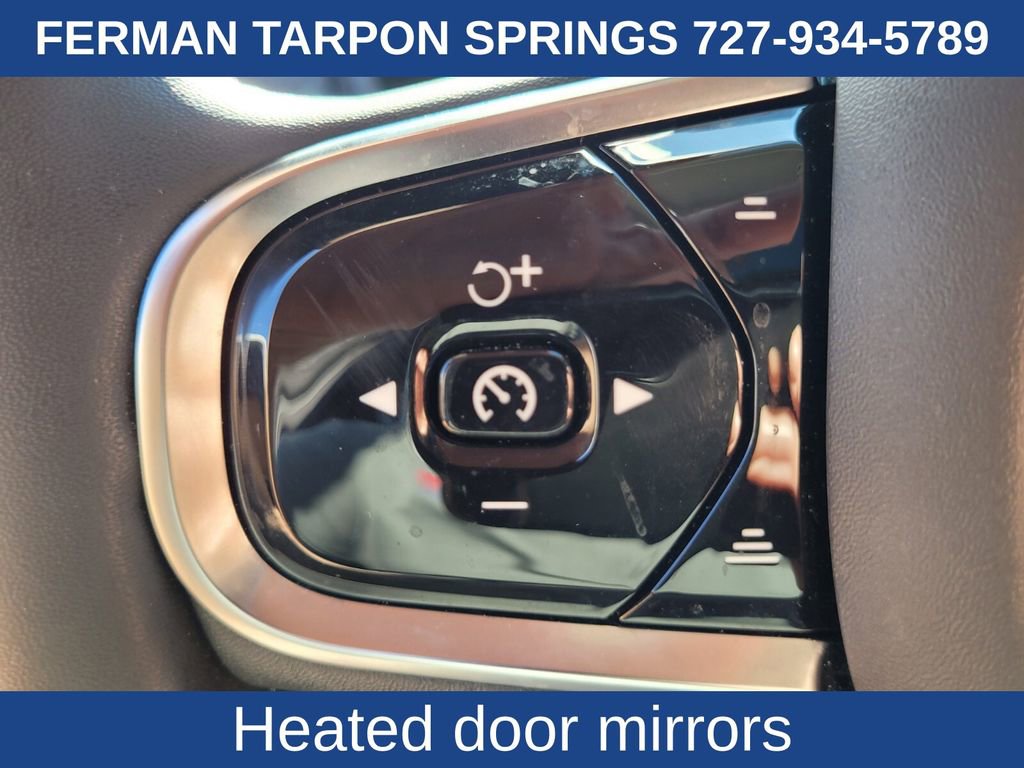 Certified 2024 Volvo XC90 B6 Plus image 32