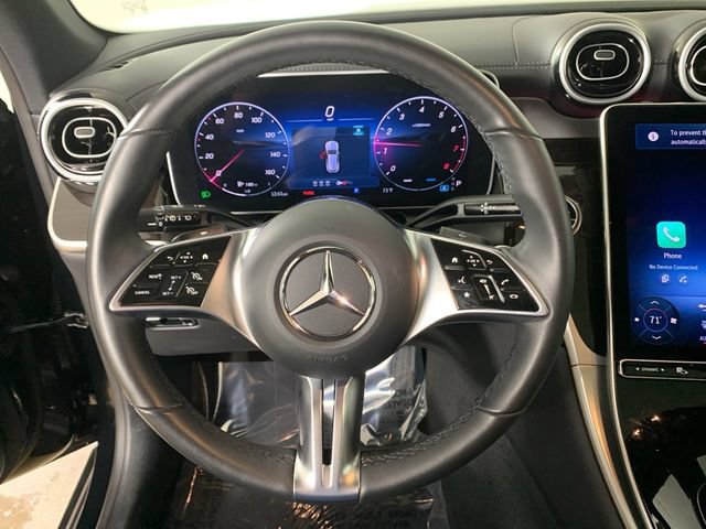 Used 2025 Mercedes-Benz GLC 300 4MATIC image 21