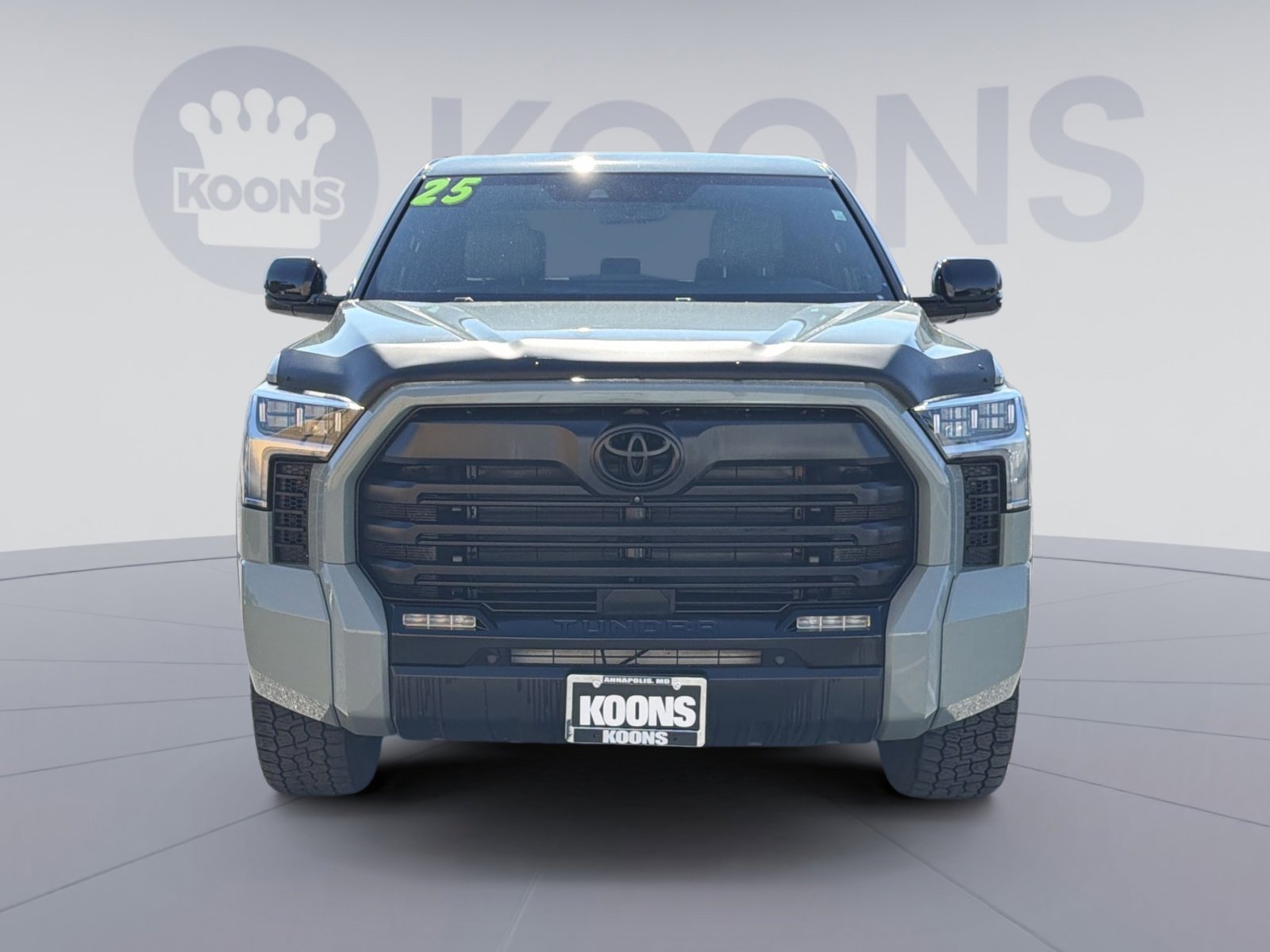 Used 2025 Toyota Tundra Limited AWD/4WD image 4