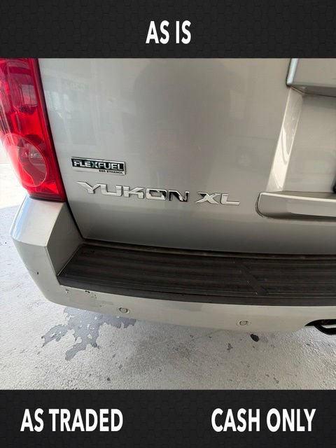 Used 2011 GMC Yukon XL SLT w/ Regional Value Package RWD image 12