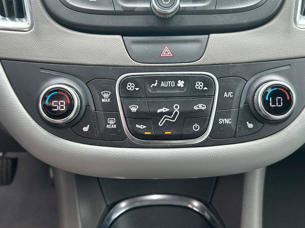 Used 2017 Chevrolet Malibu Hybrid w/ Leather Package image 25