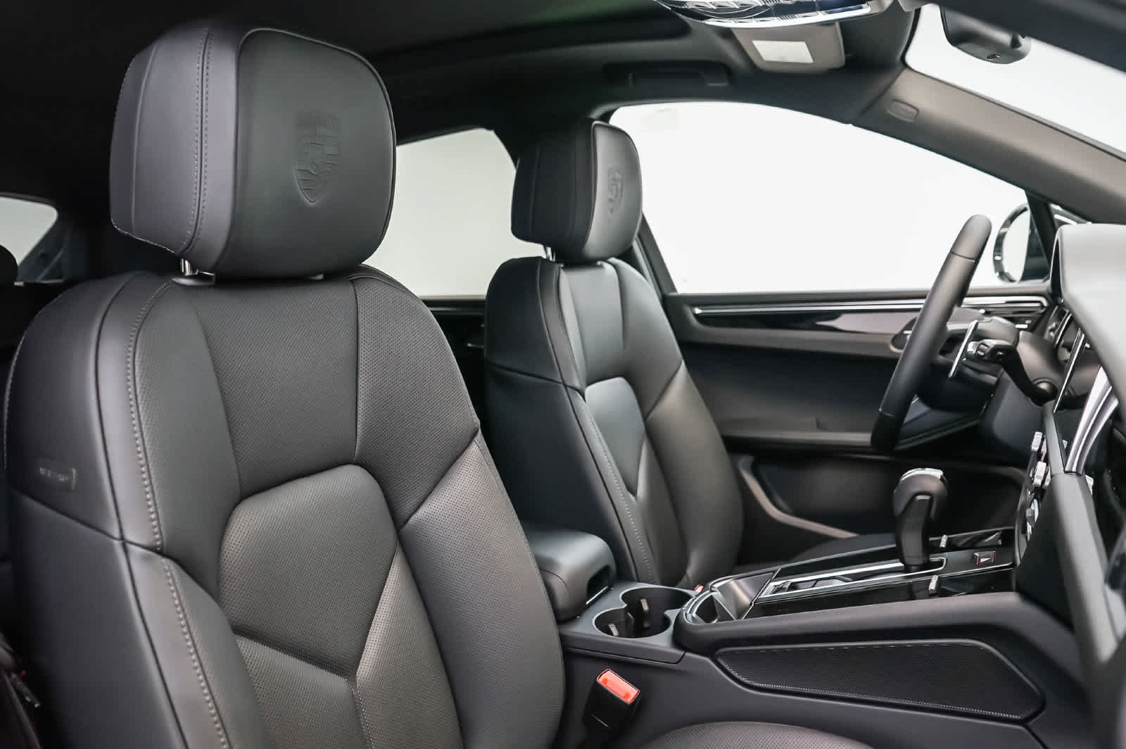 New 2026 Porsche Macan S AWD/4WD image 22