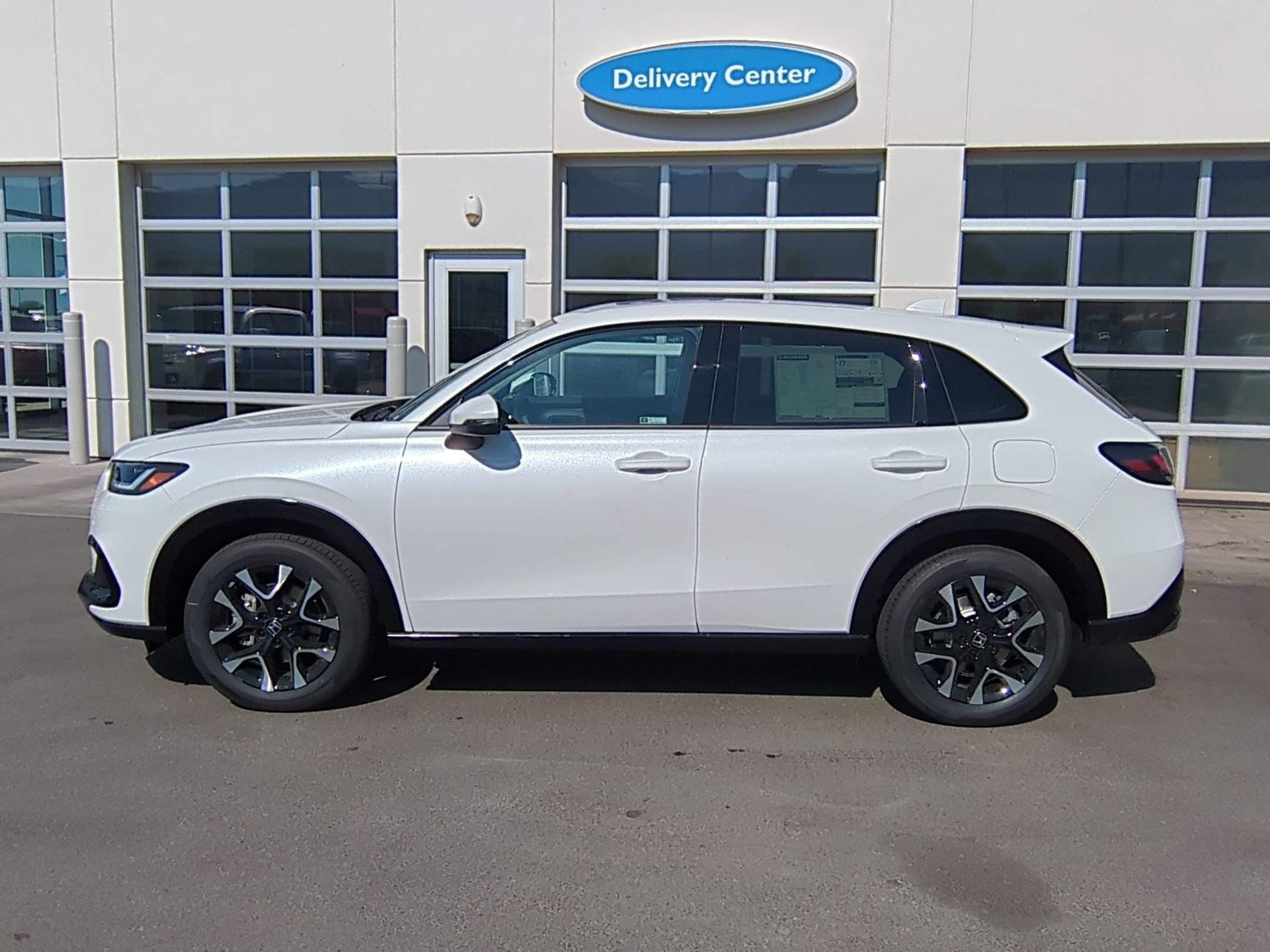 New 2026 Honda HR-V EX-L image 8