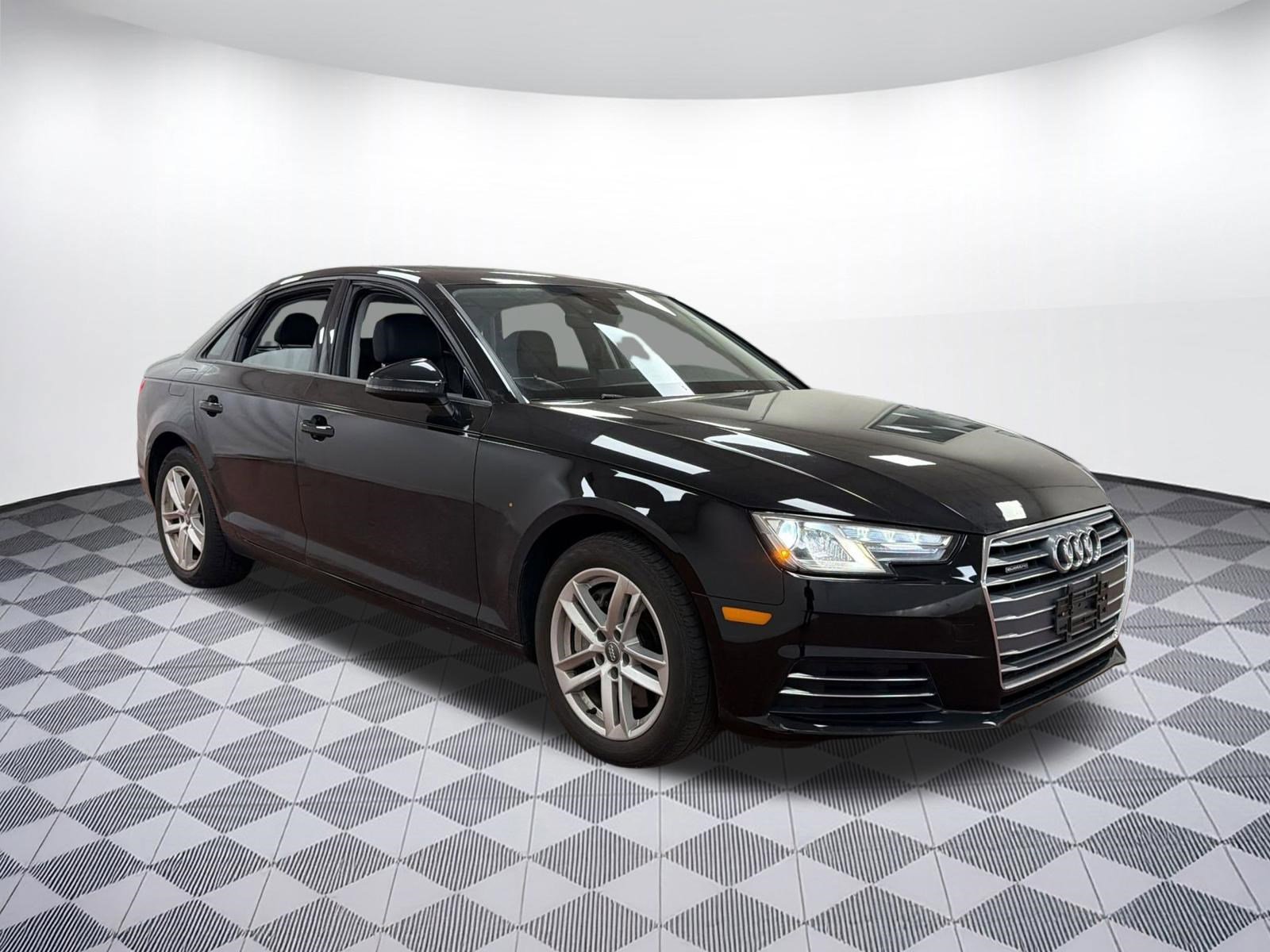 Used 2017 Audi A4 2.0T Premium image 6