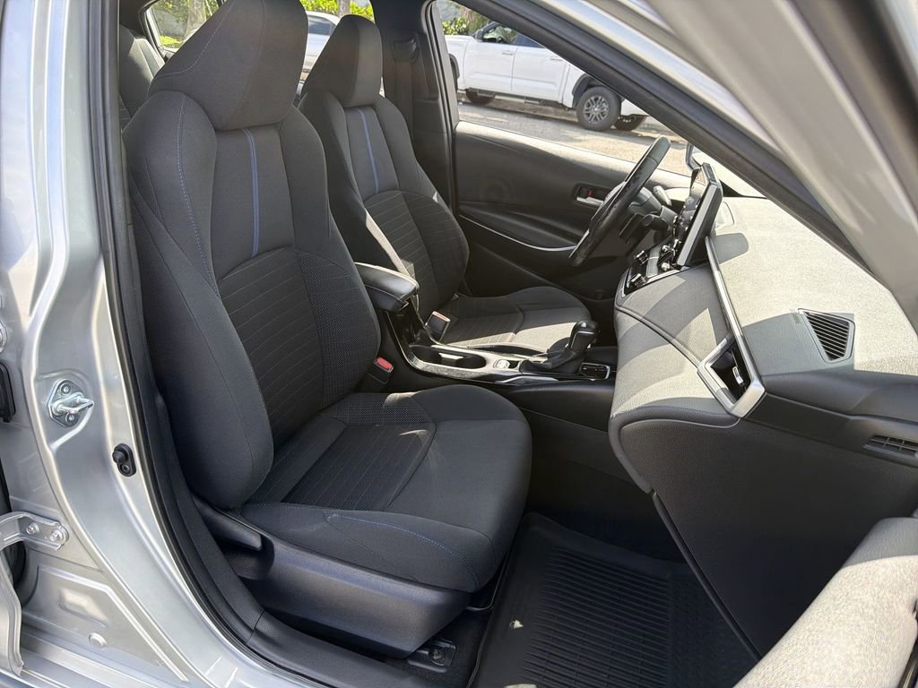 Used 2020 Toyota Corolla SE FWD image 24