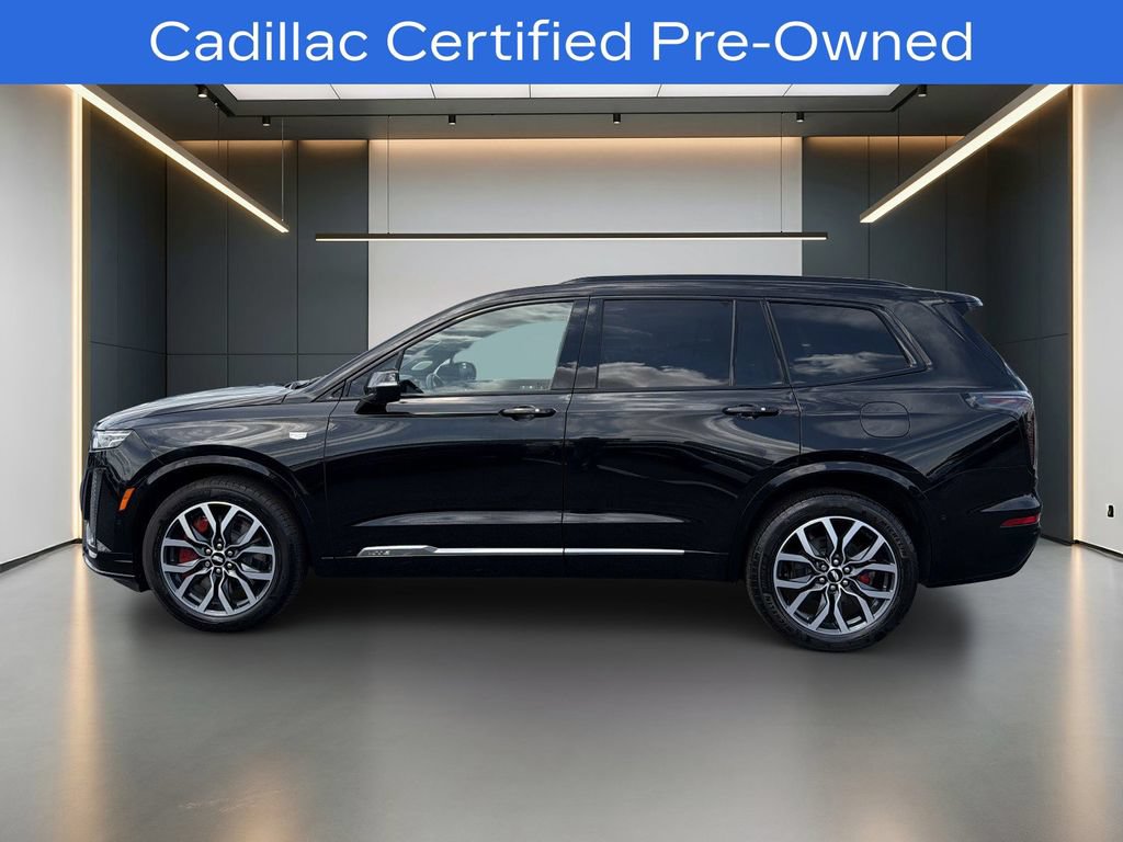 Used 2025 Cadillac XT6 Sport w/ Platinum Package AWD/4WD image 2