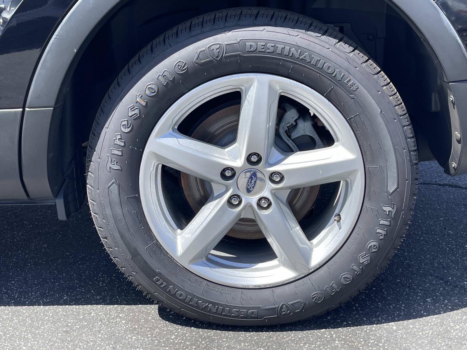 Used 2019 Ford Explorer XLT w/ Equipment Group 201A FWD image 30