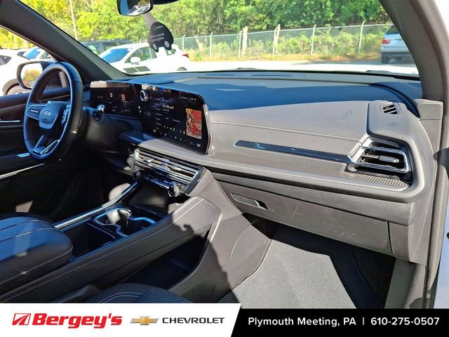 Certified 2025 Chevrolet Traverse LT image 35