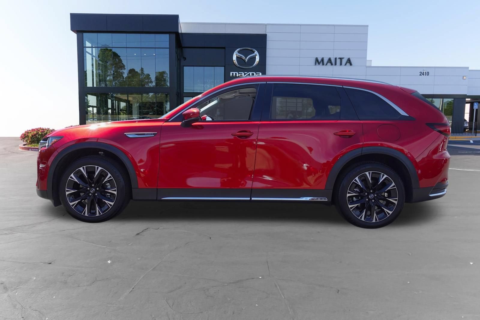 Certified 2024 MAZDA CX-90 Plug-In Hybrid w/ Premium Pkg AWD/4WD image 8