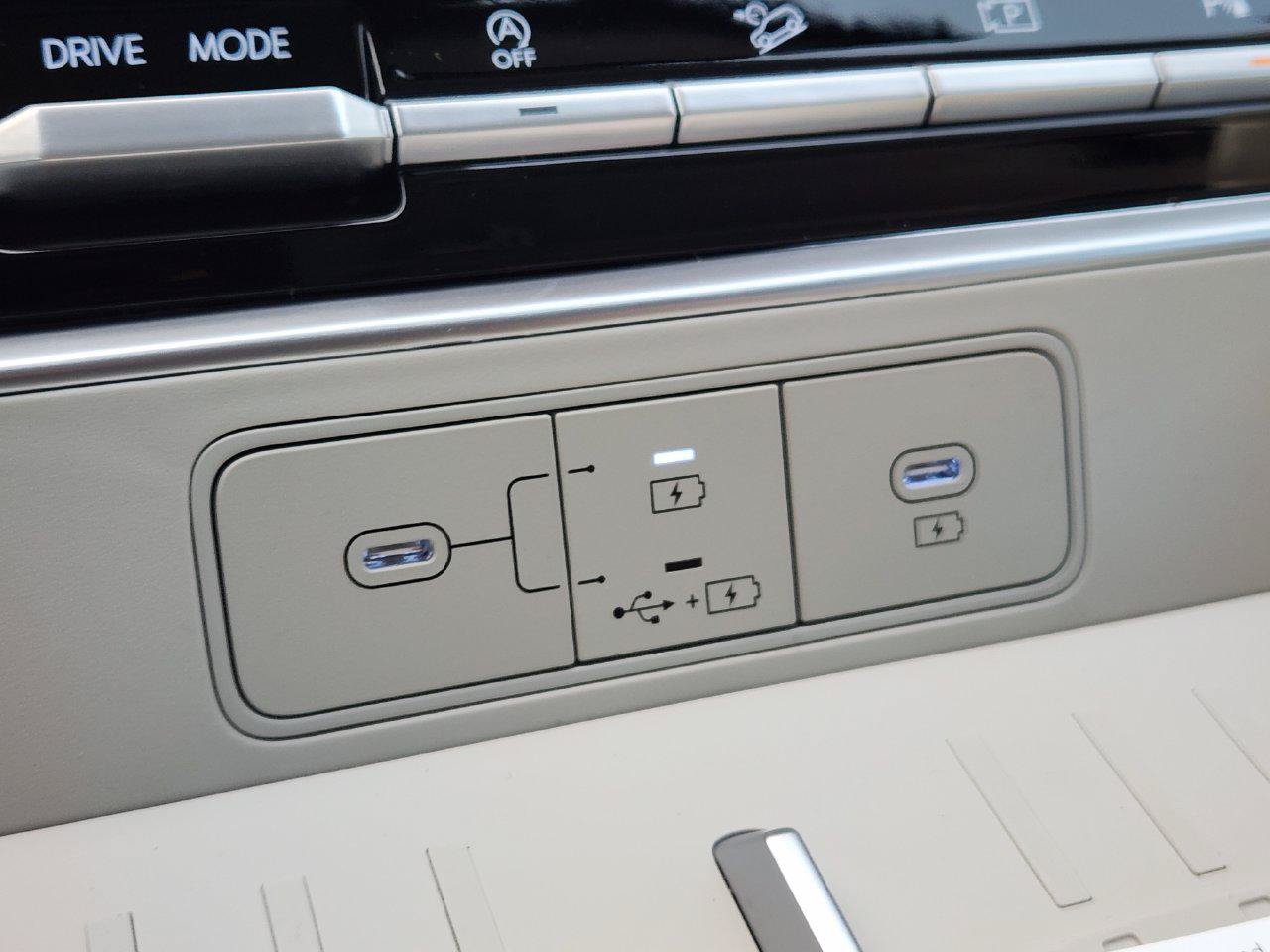New 2027 Hyundai Santa Fe SE FWD image 17