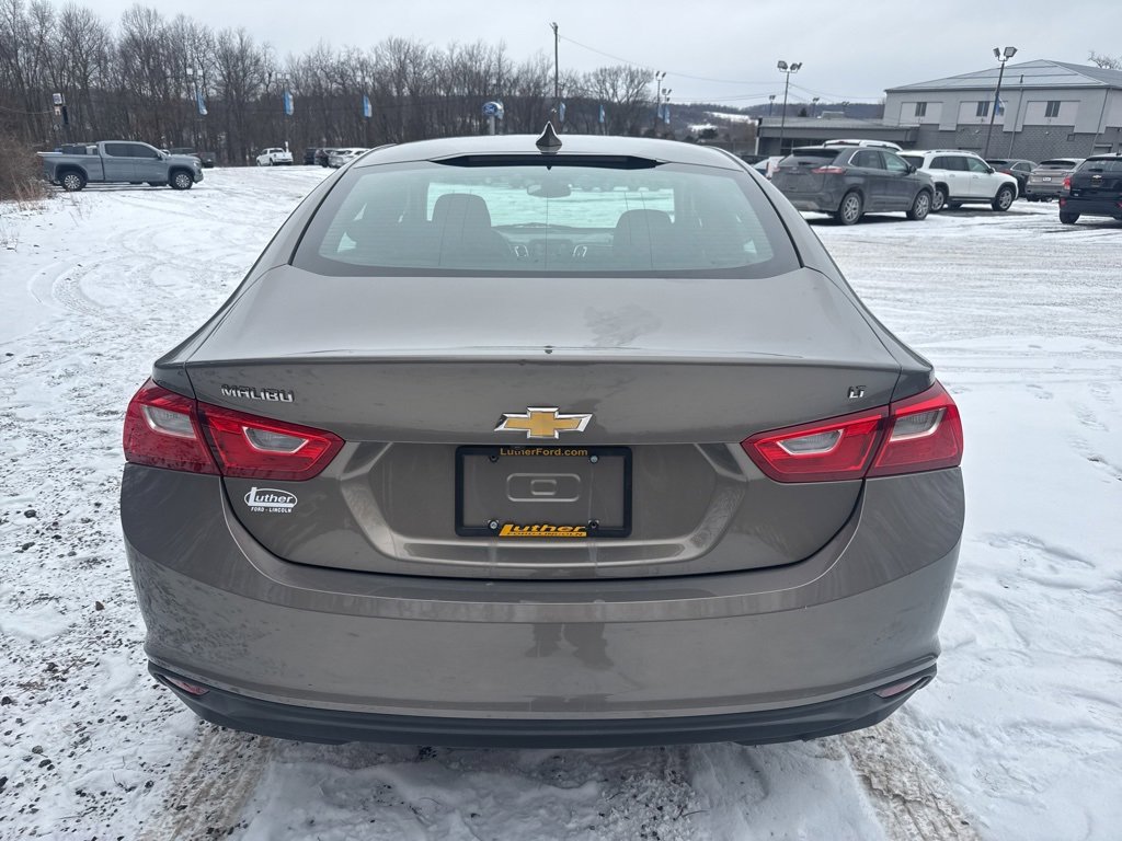 Used 2018 Chevrolet Malibu LT image 8