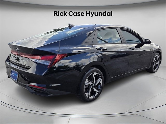 Certified 2023 Hyundai Elantra SEL w/ Convenience Package image 6