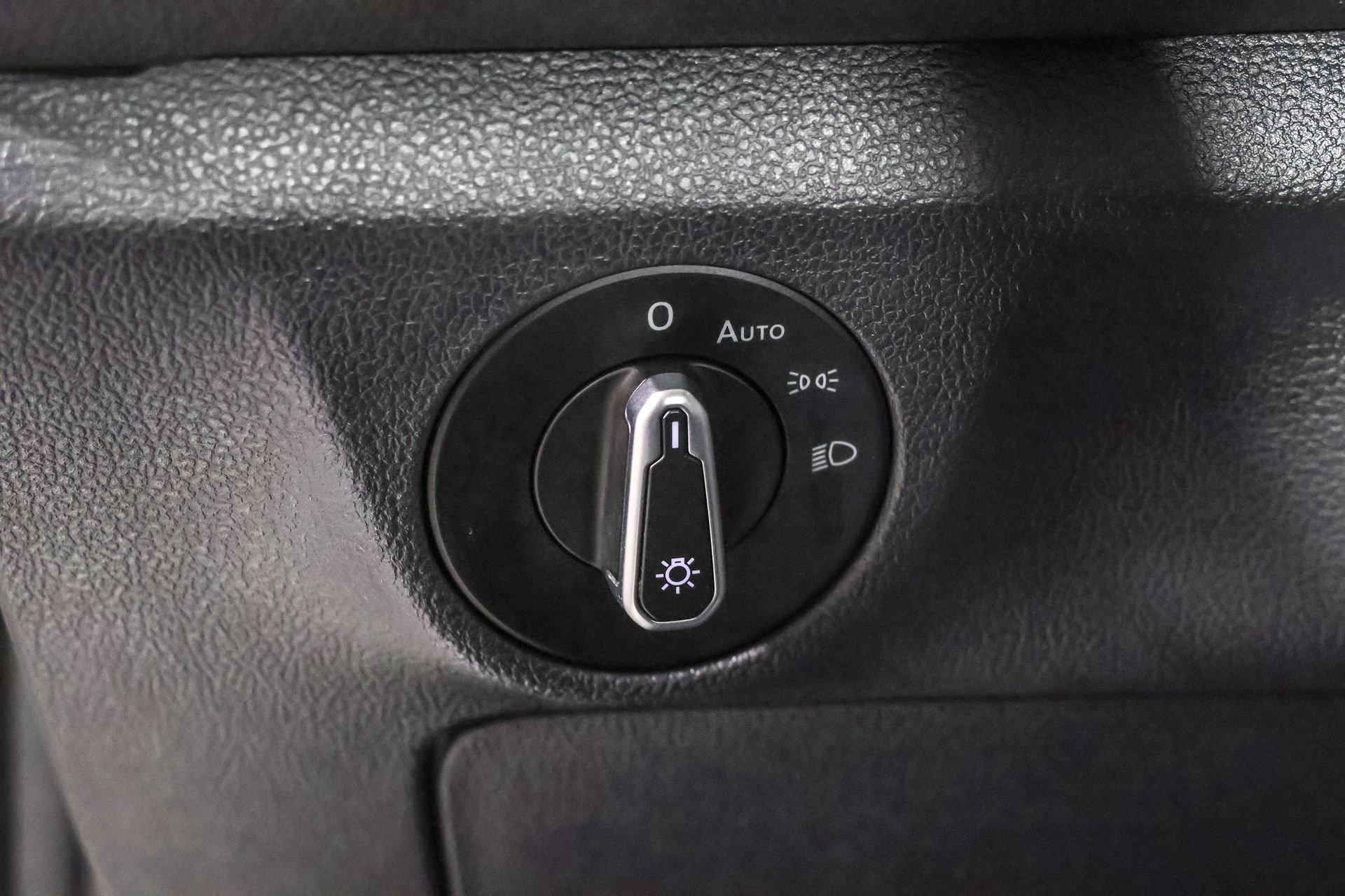 Used 2023 Volkswagen Jetta Sport image 22