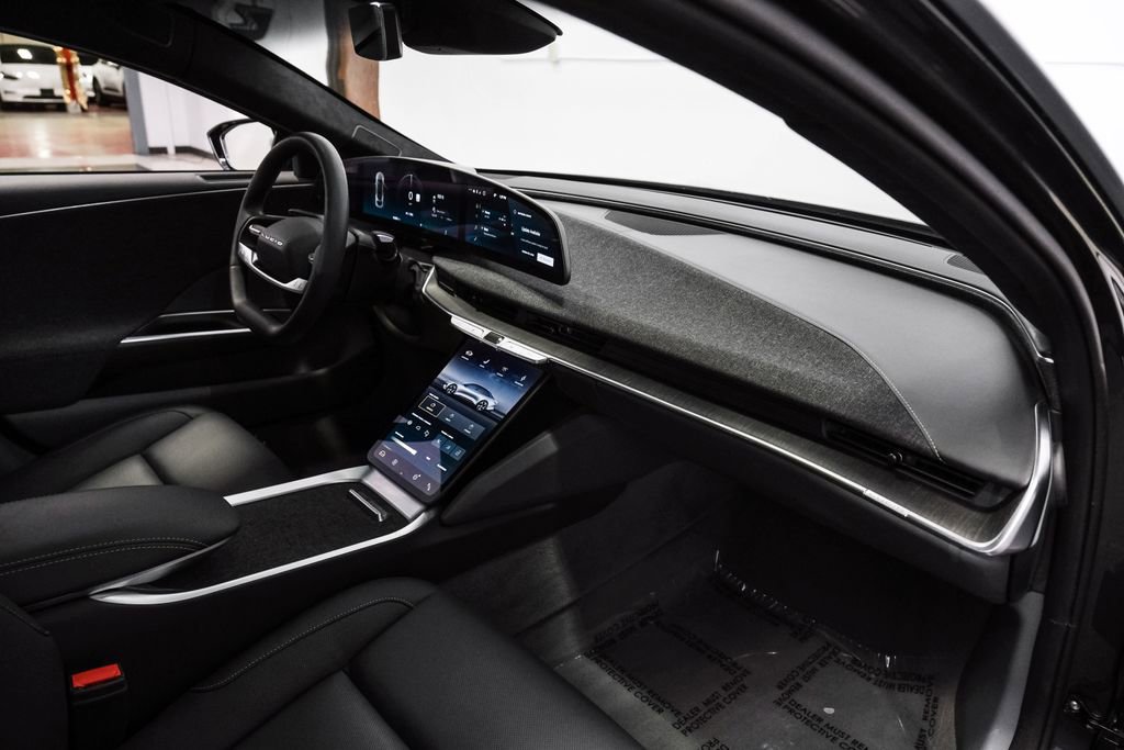 Used 2024 Lucid Air Touring image 16