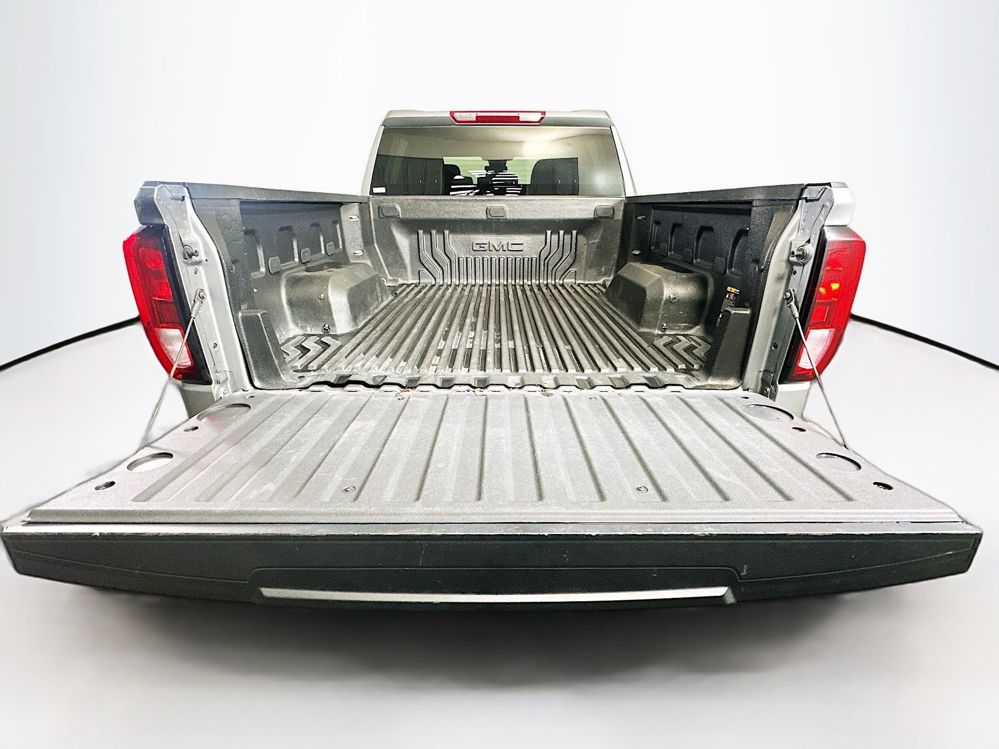 Used 2024 GMC Sierra 1500 Elevation image 28