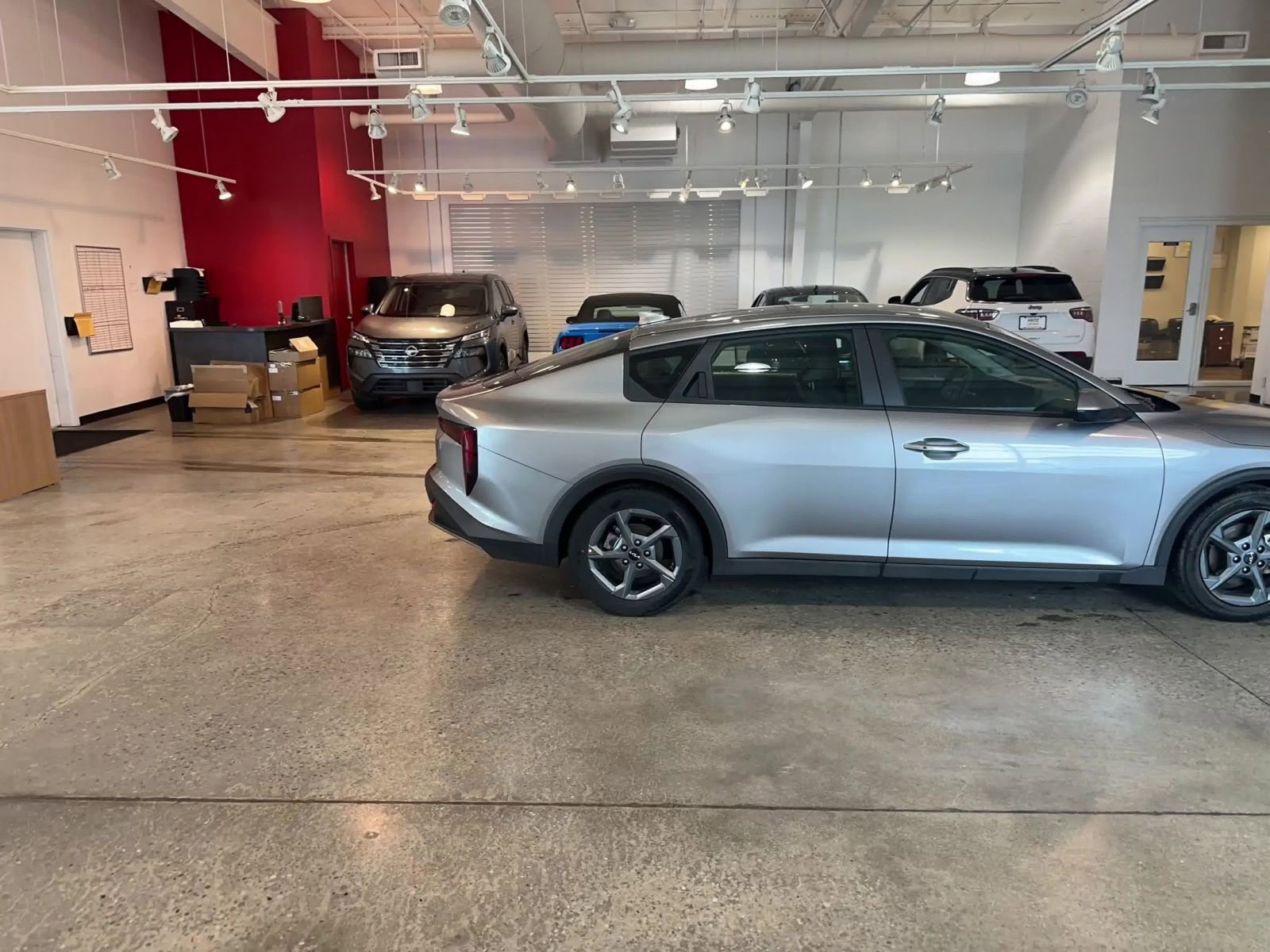 Used 2025 Kia K4 LXS image 16