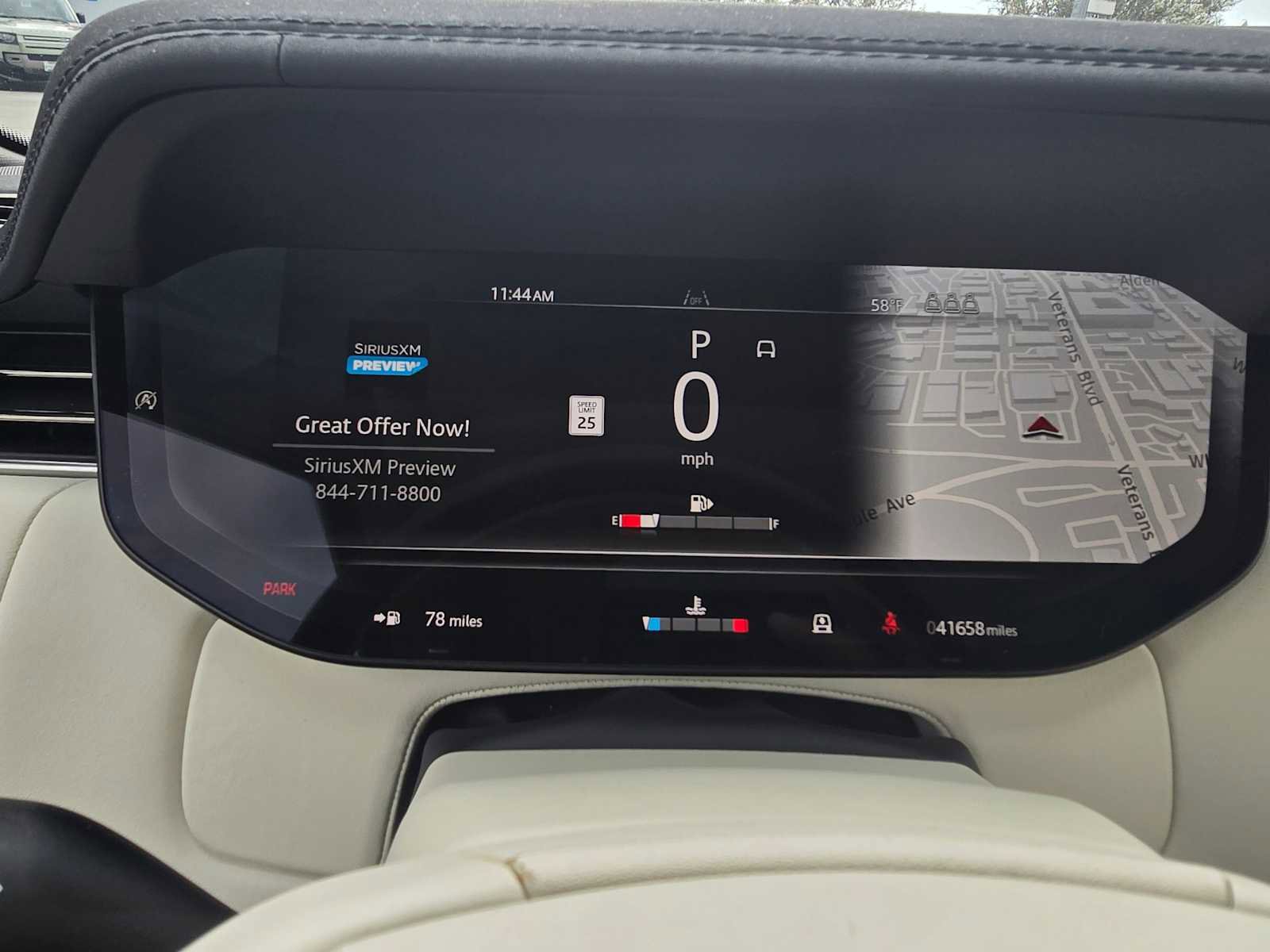 Used 2024 Land Rover Range Rover SE image 27