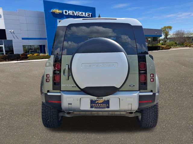 Used 2023 Land Rover Defender 110 SE AWD/4WD image 23