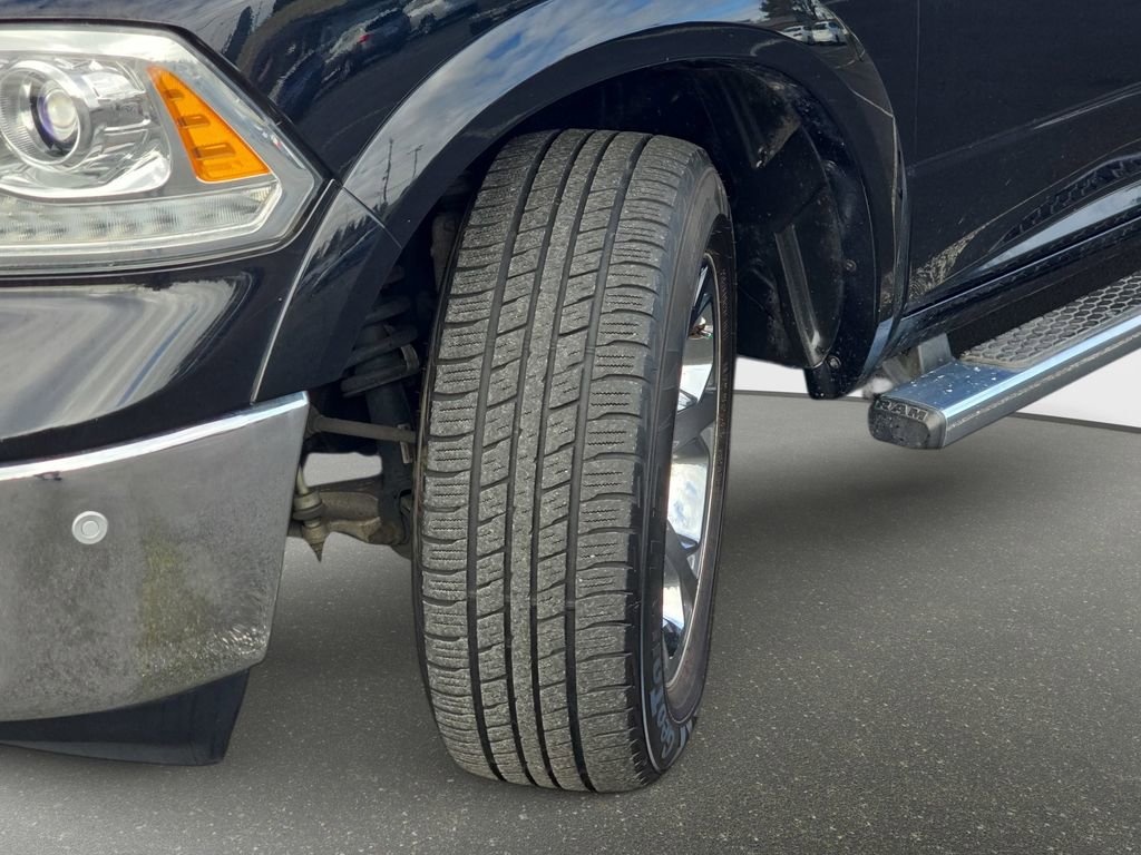 Used 2014 RAM 1500 Laramie w/ Convenience Group image 31