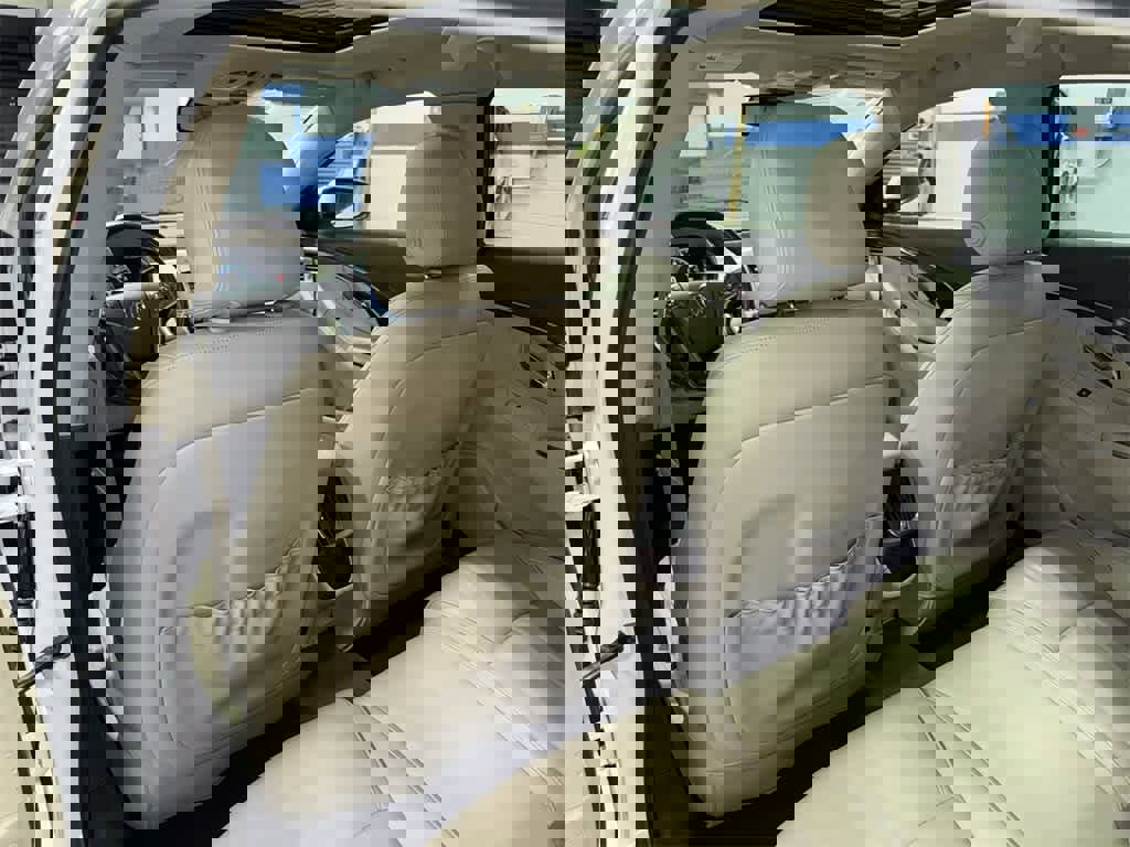 Used 2015 Buick LaCrosse Premium w/ Driver Confidence Package #1 image 28